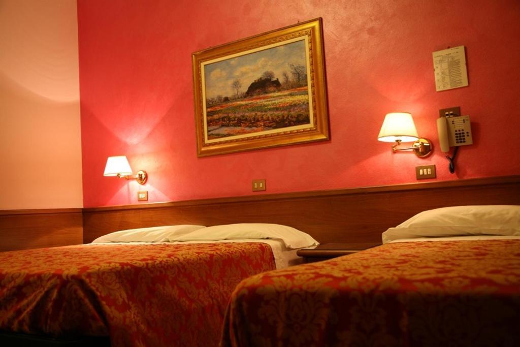 Hotel San Pellegrino Spilamberto Habitación foto